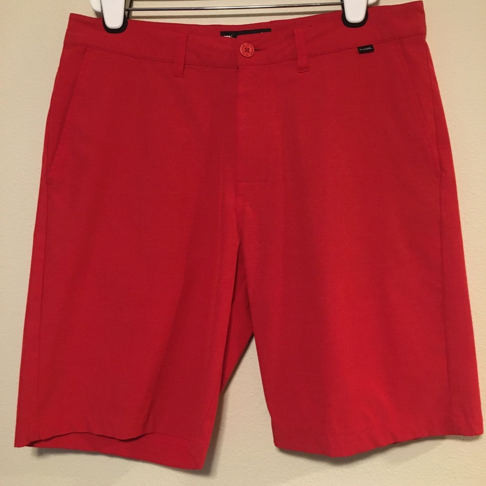Travis Mathew Mens Beck Short Red Size 34 10" Inseam
